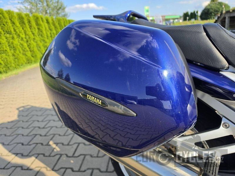 Yamaha FJR 1300 A (2003) - fotka 6 z 17