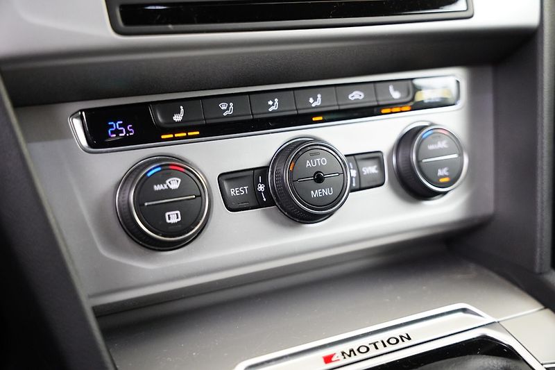 Volkswagen Passat - fotka 24 z 26