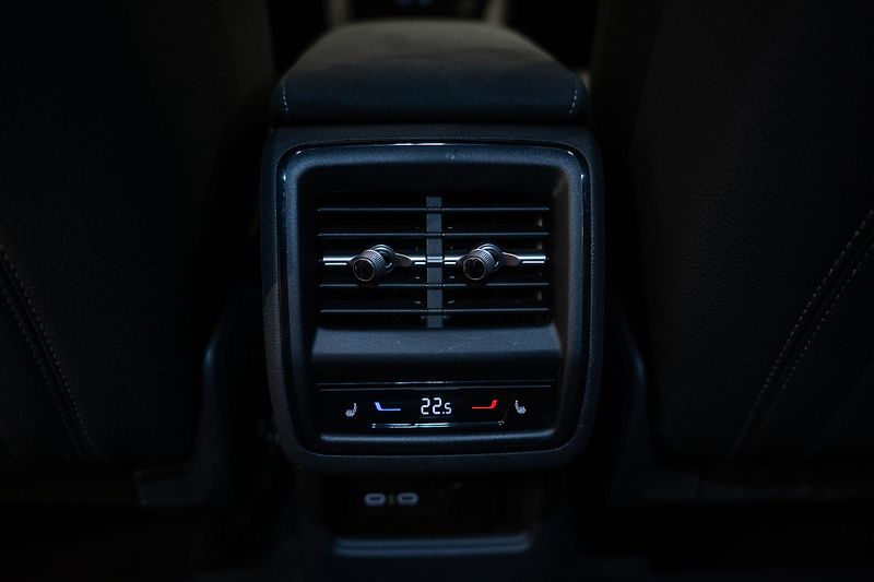 Škoda Kodiaq (2025) SPORTLINE TDI 142Kw 4x4 TAŽNÉ  - fotka 45 z 46