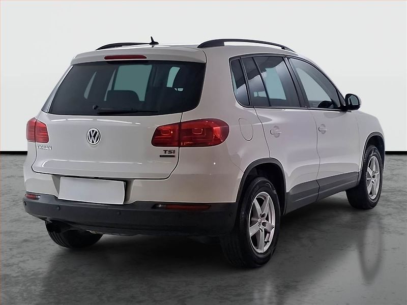 Volkswagen Tiguan (2014) 1.4 TSI, Serv.kniha - fotka 5 z 16