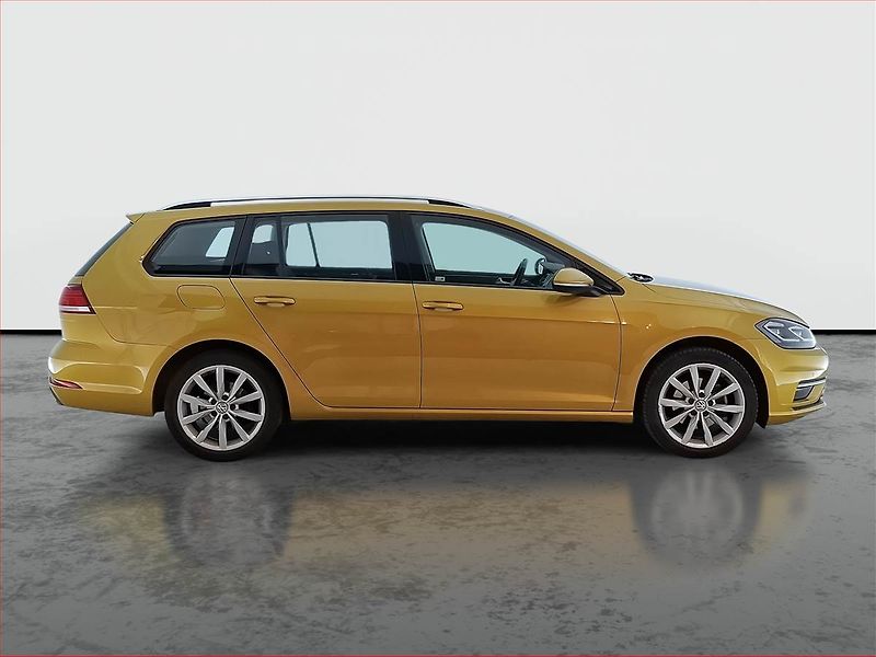 Volkswagen Golf (2018) 1.4 TSI, Tempomat - fotka 6 z 18