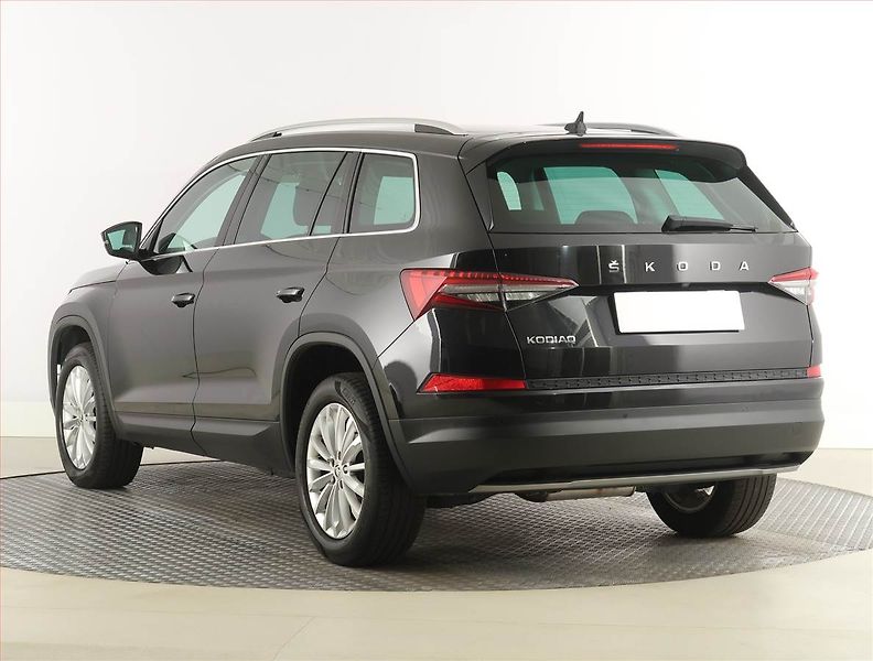 Škoda Kodiaq (2022) Style Plus 2.0 TDI - fotka 4 z 30