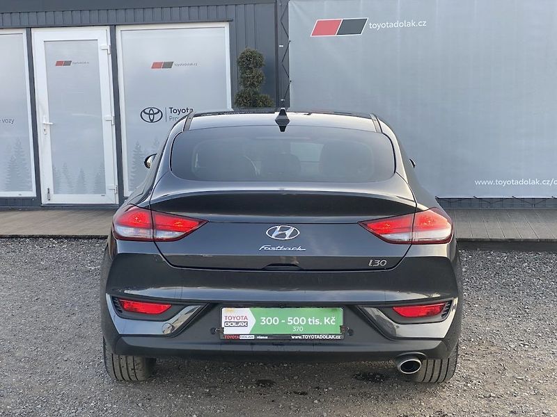 Hyundai i30 1.5TGDi, ČR-1m, Family Smart - fotka 5 z 33