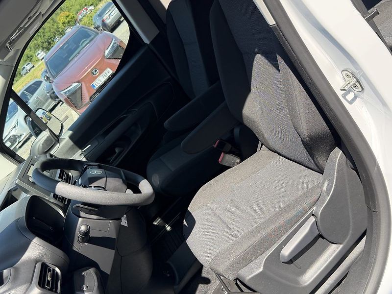 Toyota ProAce City CC MY '26 BEV - fotka 14 z 25