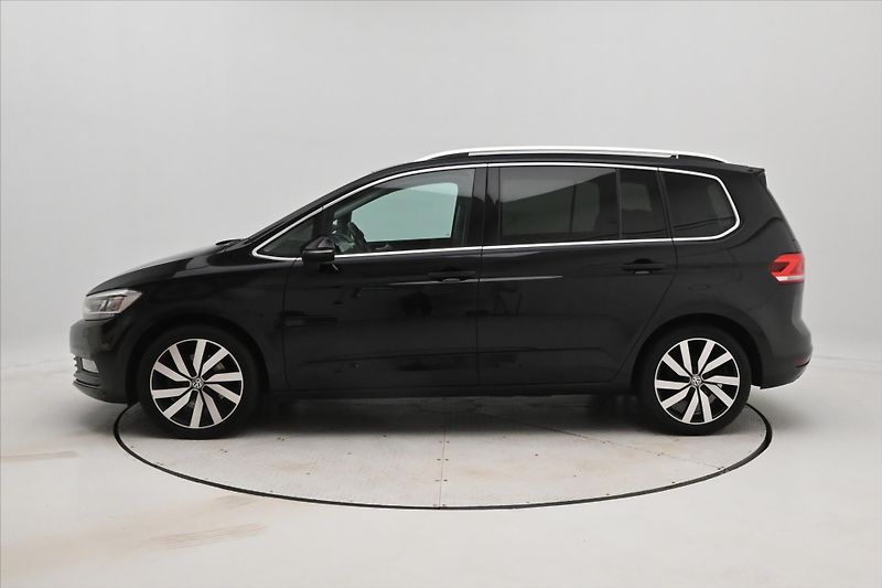 Volkswagen Touran 2,0 TDI 110kW DSG Highline 7mí - fotka 8 z 33