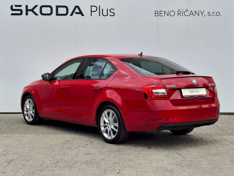 Škoda Octavia (2019) Ambition Plus 1,5TSi 110kW - fotka 12 z 33
