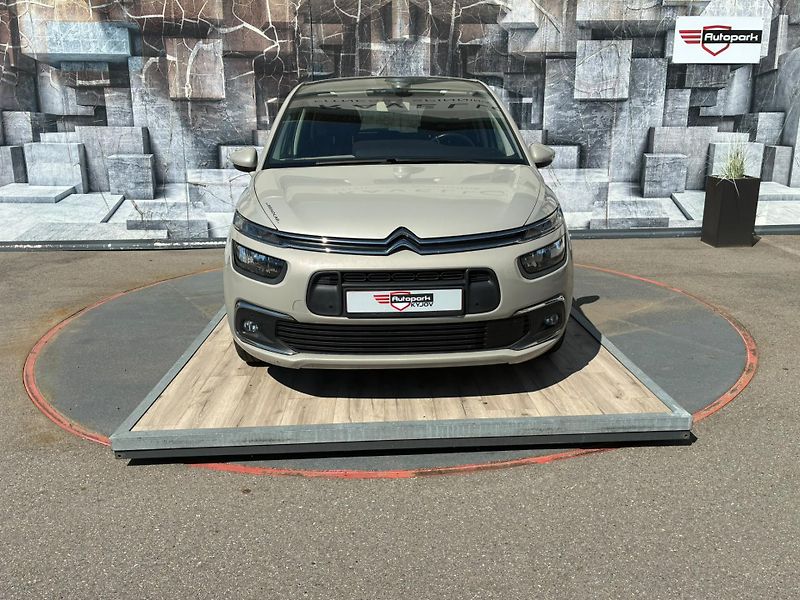 Citroën C4 Picasso (2017) 1.6HDi,88KW,MASÁŽ, BLIS, 1.MAJ - fotka 2 z 35