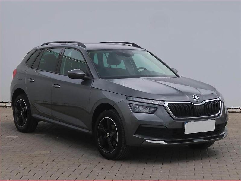 Škoda Kamiq (2023) Style 1.5 TSI - fotka 1 z 19