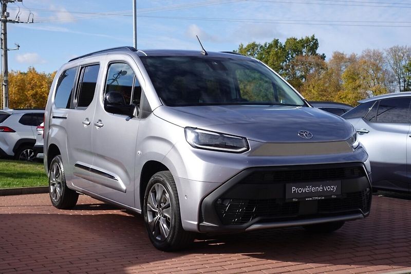 Toyota ProAce City Verso 1,5D-4D 96kW VIP Long VIP 7mís - fotka 3 z 35