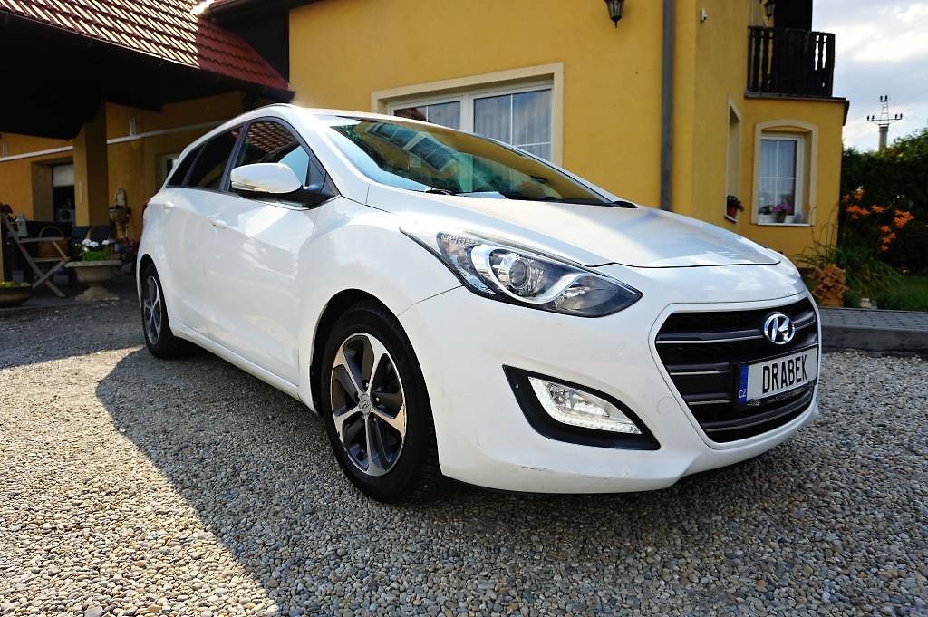 Hyundai i30 CZECH GO! 1,6 GDI 99 kW
