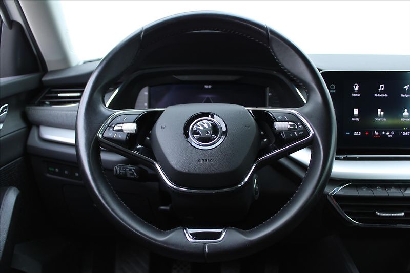 Škoda Octavia 2.0 TDI STYLE DPH 1.MAJITEL ČR - fotka 12 z 26