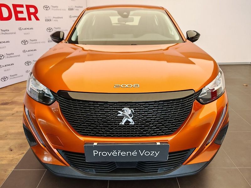 Peugeot 2008 1.2 Benzin - fotka 2 z 35