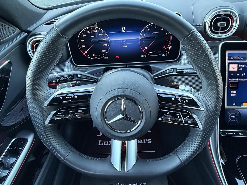 Mercedes-Benz Třídy C (2025) 300T 4Matic AMG Distronic 360° - fotka 23 z 41