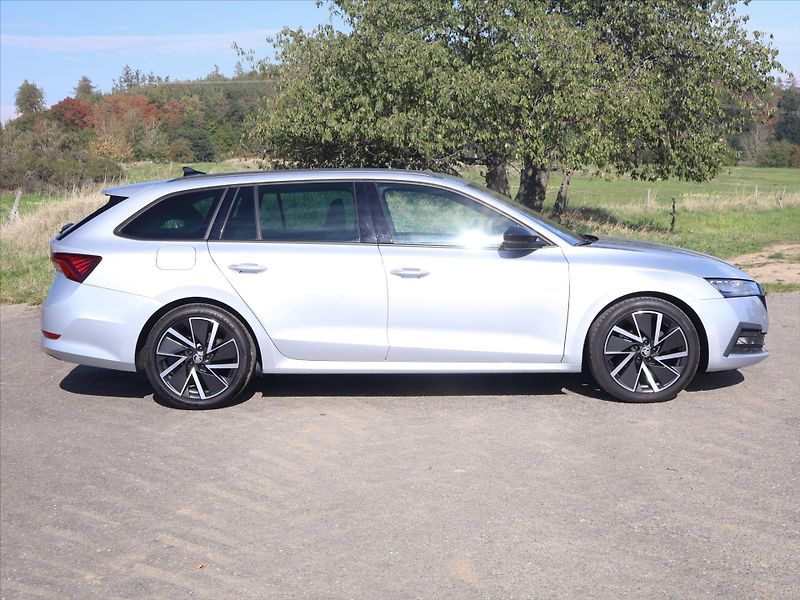 Škoda Octavia 2,0 TDI DSG Style Sport DPH - fotka 8 z 33