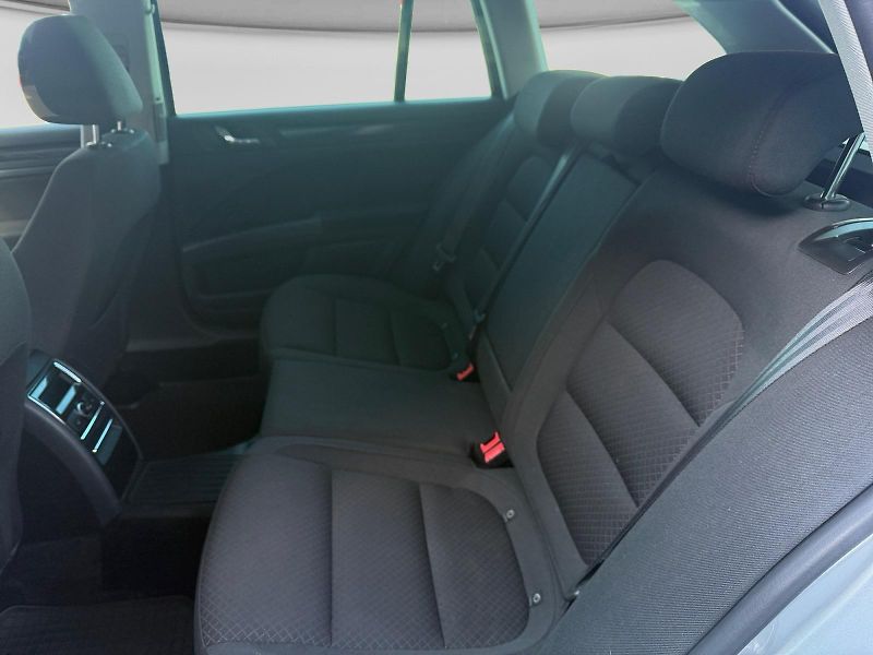 Škoda Superb (2014) Ambition plus2,0TDI 103kW Man6 - fotka 12 z 17