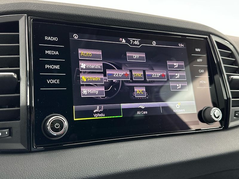 Škoda Karoq (2024) 2.0TDI 85kW Selection - fotka 16 z 26