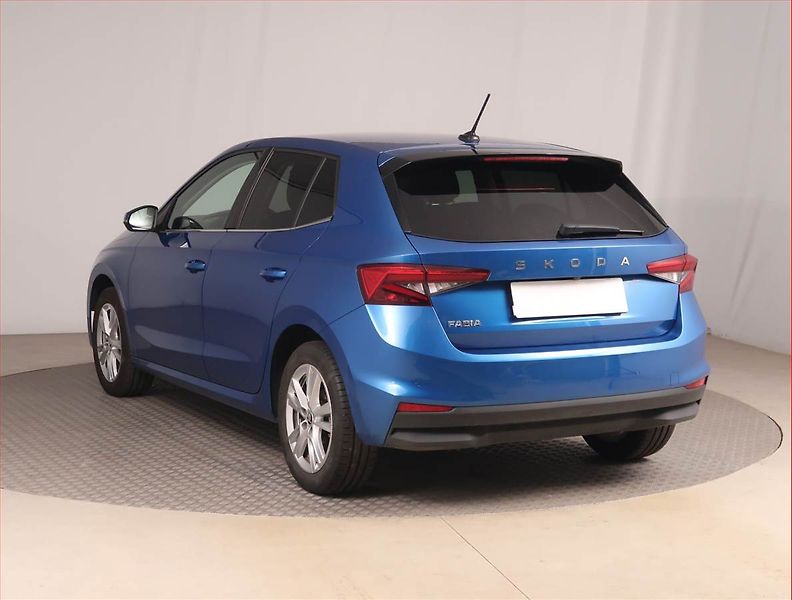 Škoda Fabia (2024) Top Selection 1.5 TSI - fotka 4 z 16