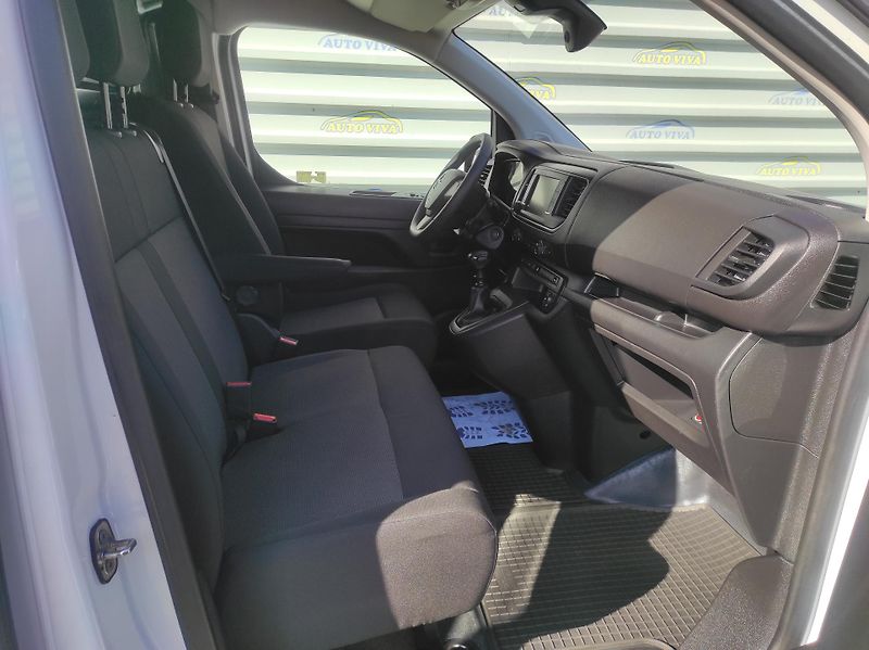 Opel Vivaro 1,5CDTi L1H1, 88kW, ČR - fotka 12 z 45