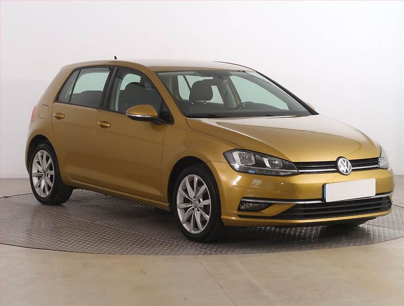 Volkswagen Golf (2019) 1.0 TSI, Tempomat - fotografie inzerátu