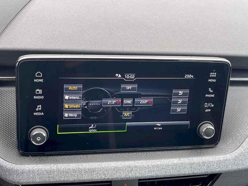 Škoda Kamiq (2025) 1.0 TSI 85 kW Selection - fotka 16 z 30
