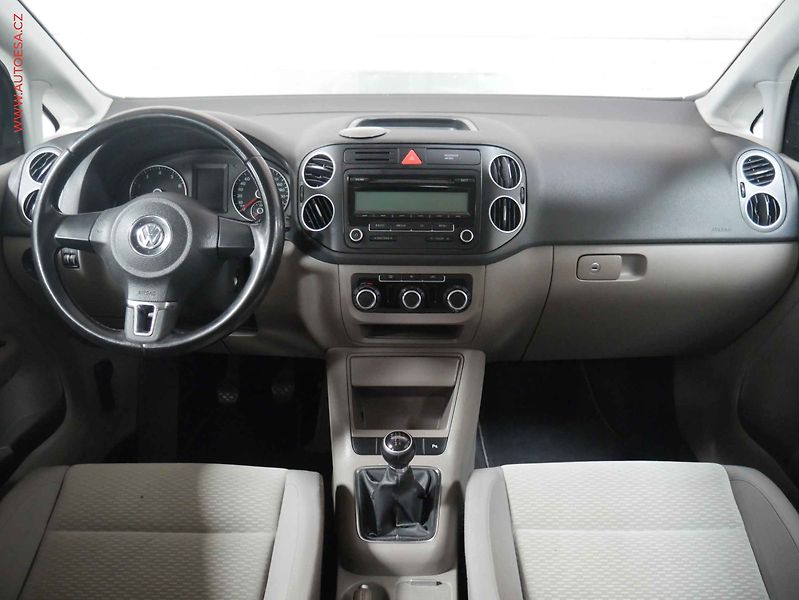 Volkswagen Golf Plus (2009) 1.4 16V, AC, park.čidla - fotka 8 z 18
