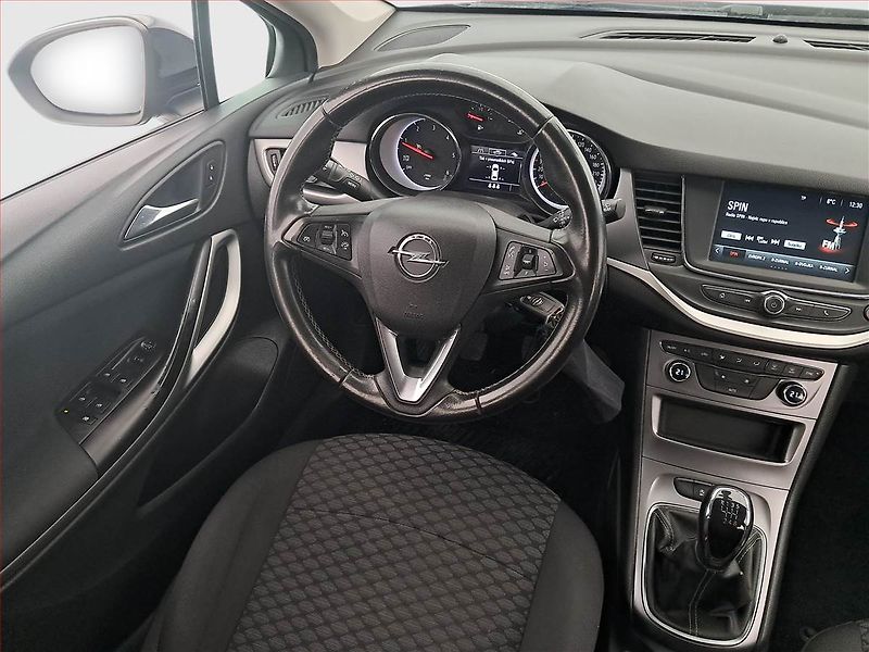 Opel Astra (2019) 1.6 CDTI, Tempomat - fotka 7 z 14