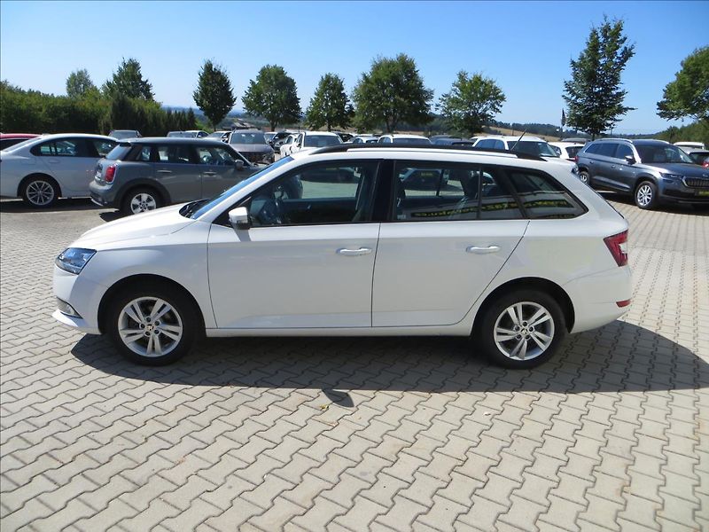 Škoda Fabia 1,0 TSI Style Tažné ČR - fotka 4 z 22