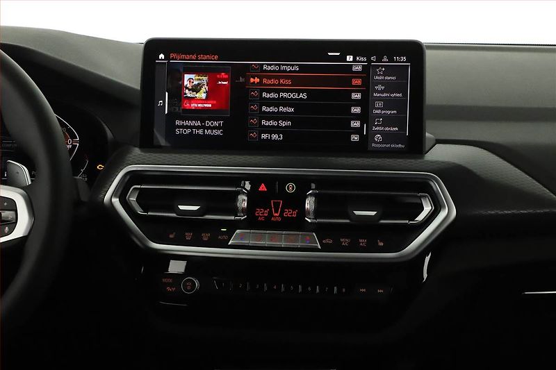 BMW X4 (2025) xDrive20d, M Sport, Navigace - fotka 13 z 20