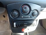 Renault Clio 1.4i, 72 kW, KLIMA - náhled 19