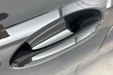 BMW Řada 3 330d xDrive - náhled 25