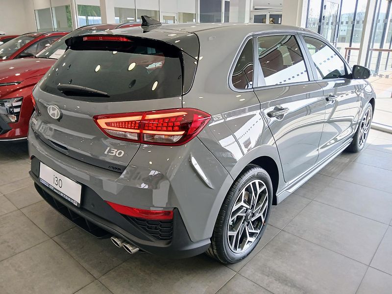 Hyundai i30 (2026) 1,0 T-GDI MT GO Czech! N Line - fotka 6 z 17