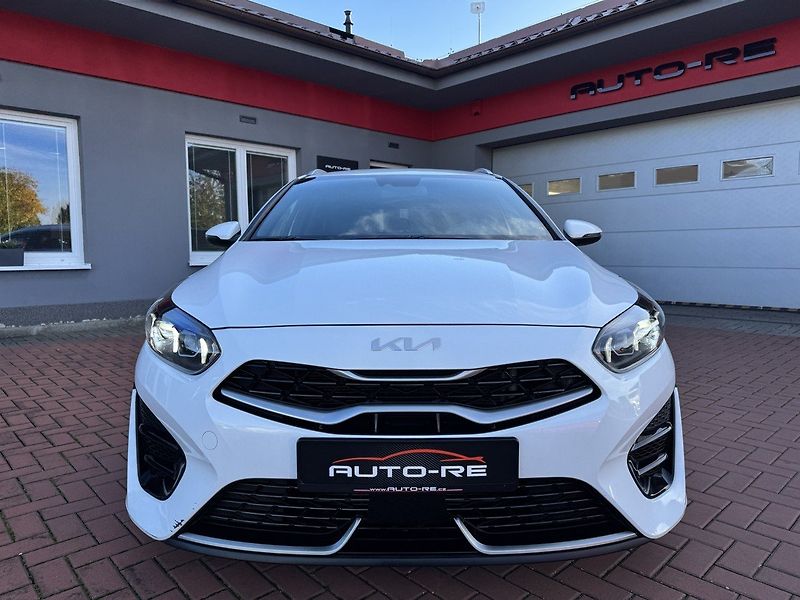 Kia Ceed (2022) 1.5i TGDi GT-Line Automat LED - fotka 5 z 49