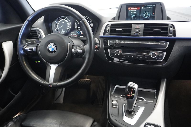 BMW Řada 1 2,0 M-SPORT AUT. - fotka 22 z 28