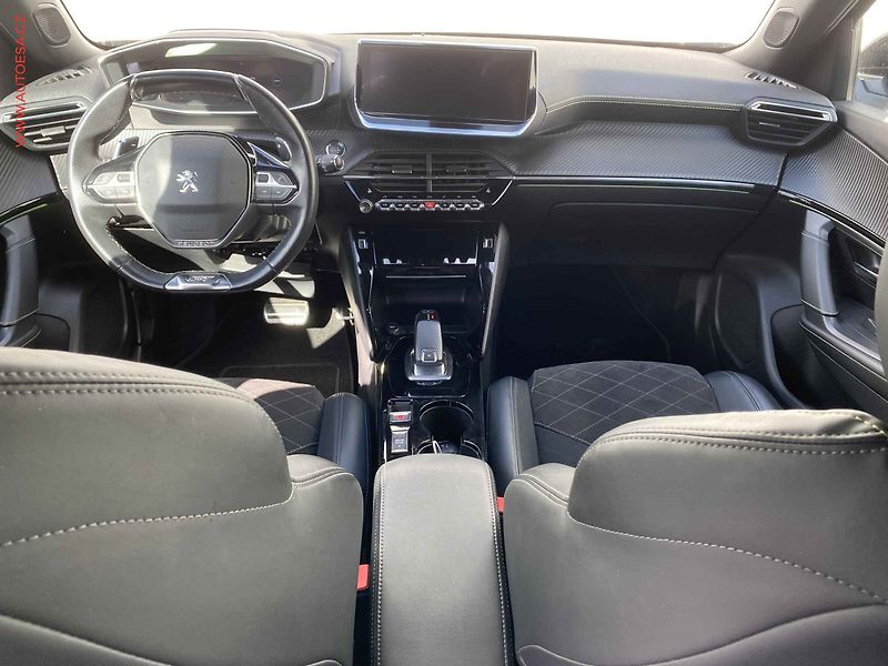 Peugeot 2008 (2020) 1.2 PT, GT, AT, LED - fotka 8 z 18