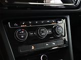 Volkswagen Touran (2017) Comfortline 1.4 TSI, Automat - náhled 17