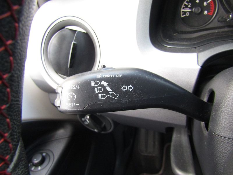 Škoda Citigo (2013) 1.0 MPI 55kW - fotka 26 z 31