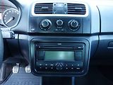 Škoda Fabia (2009) 1.6i 16V, ČR, TZ, AC - náhled 11