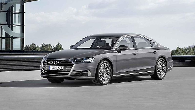 Audi A8L W12.