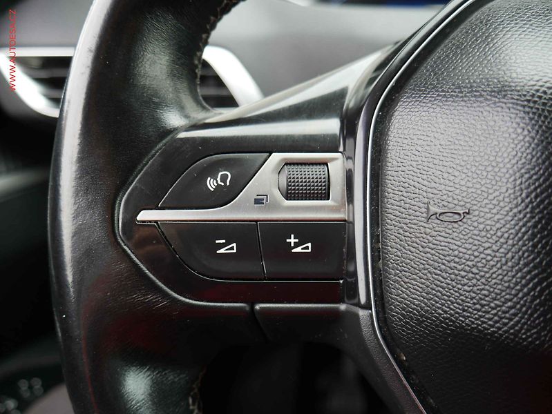 Peugeot 3008 (2017) 1.6HDi, servis.kniha - fotka 14 z 20