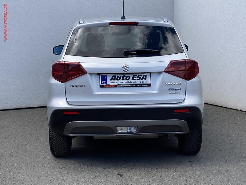 Suzuki Vitara (2020) 1.4 BJet AllGrip, Premium - fotka 5 z 18
