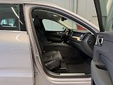Volvo XC60 (2026) B5 2.0L 250+14 HP AT8 FWD PLUS - náhled 20