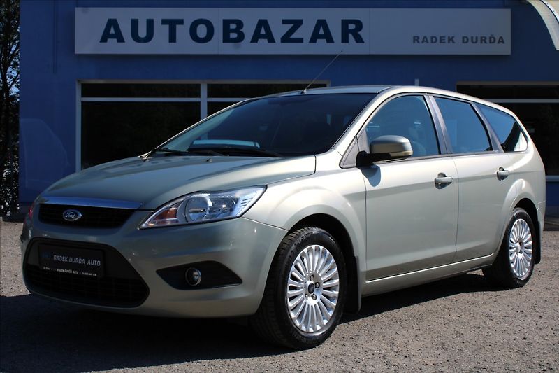Ford Focus 1,6 i 16V  ČR,1.MAJITEL,SERVIS - fotka 1 z 30