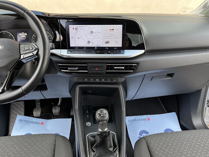 Volkswagen Caddy (2023) 2.0TDI 90KW Tourneo Connect 6r - fotka 16 z 33