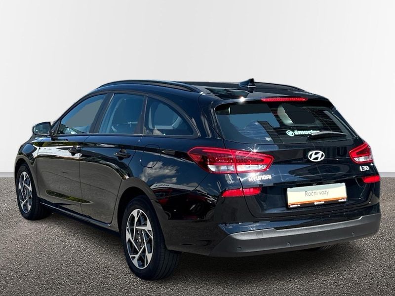 Hyundai i30 MHEV Smart - fotka 15 z 25