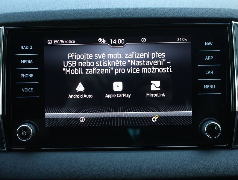 Škoda Karoq (2022) 1.5 TSI 110 kW LED manuál - fotka 18 z 35