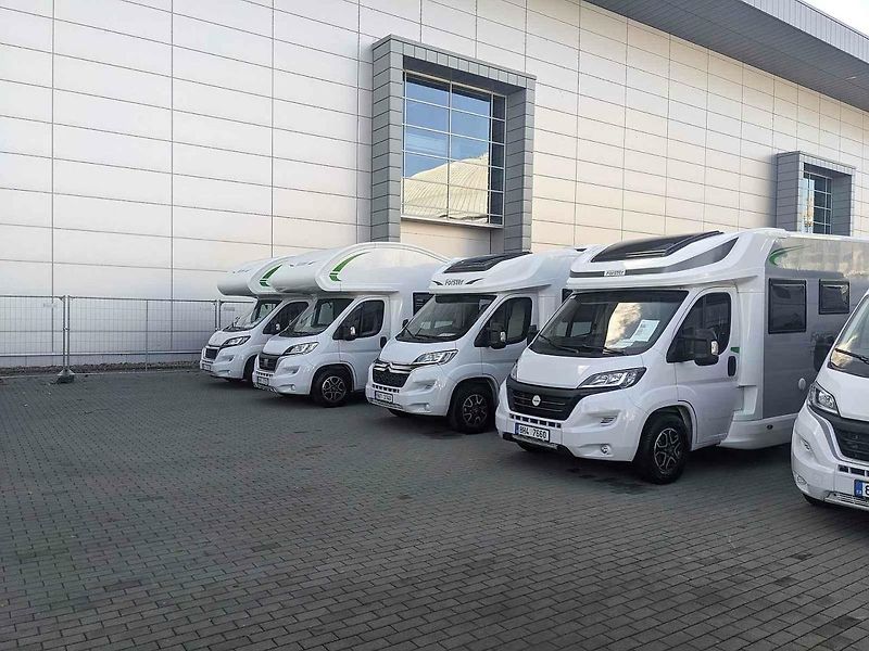 Na Caravaningu se představily expediční speciály, které zvládnou projet i Saharou