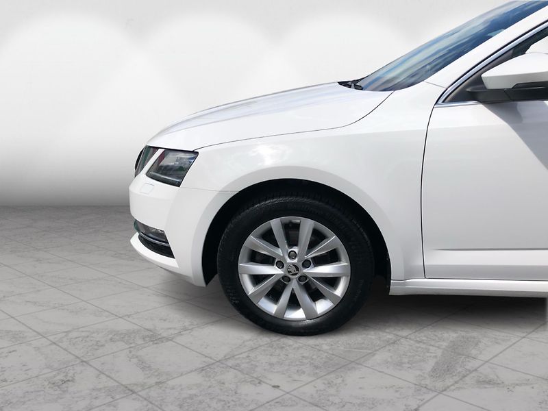 Škoda Octavia 1,4 TGI  STYLE - fotka 9 z 28
