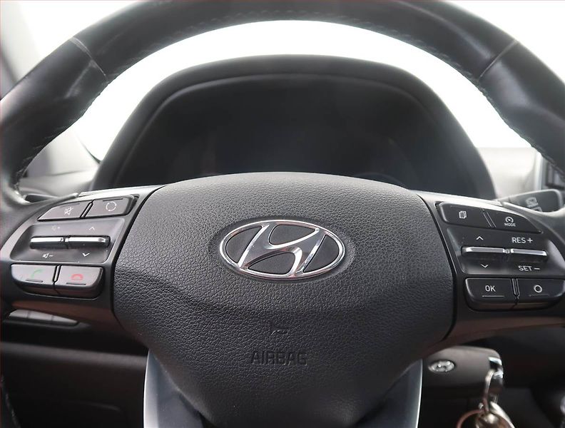 Hyundai i30 (2018) 1.0 T-GDI, Serv.kniha - fotka 18 z 18