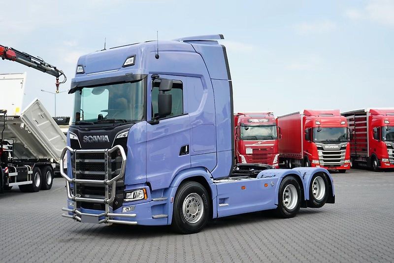 Scania (2023) S 590 V8 tahač 80t EURO 6 - fotka 3 z 18