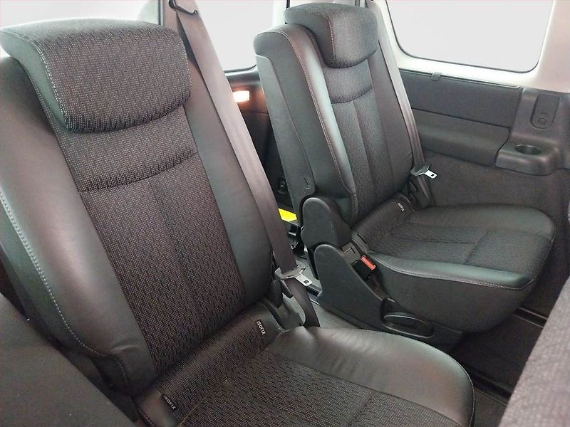 Renault Espace (2006) 2.0 T, 7 míst, Serv.kniha - fotka 16 z 19